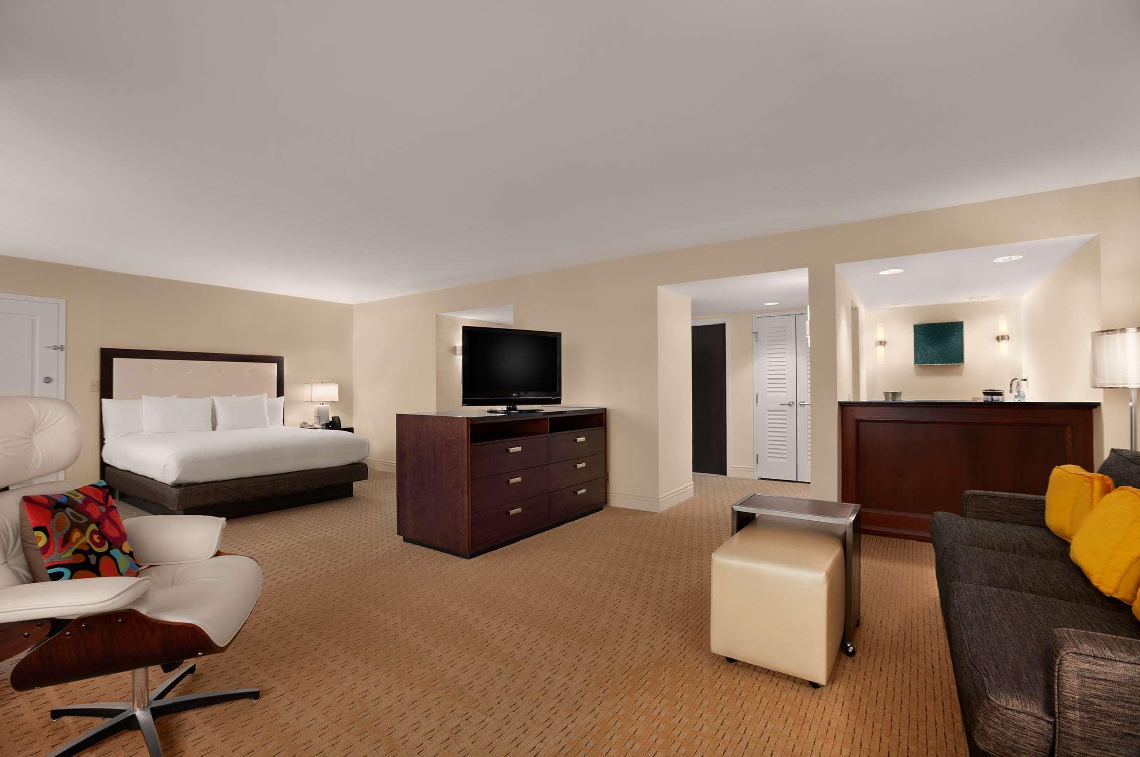 ฮิลตัน ไมอามี แอร์พอร์ต บลู ลากูน Hotel ภายนอก รูปภาพ