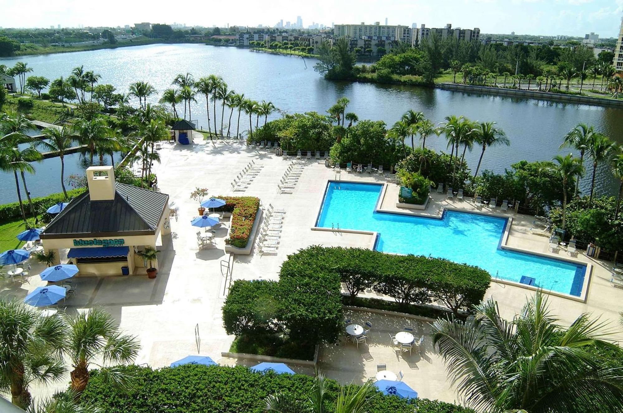 ฮิลตัน ไมอามี แอร์พอร์ต บลู ลากูน Hotel ภายนอก รูปภาพ